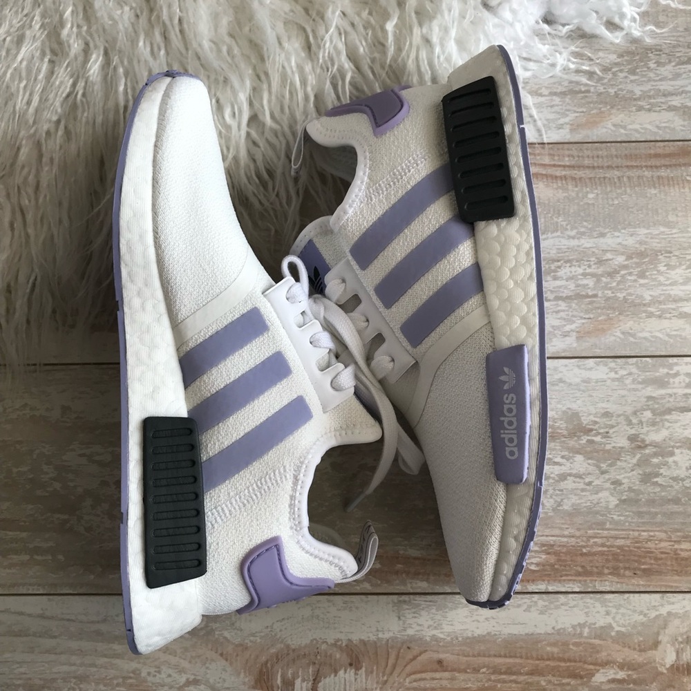 NWT Adidas NMD_R1 Women’s Shoes - Picture 6 of 7